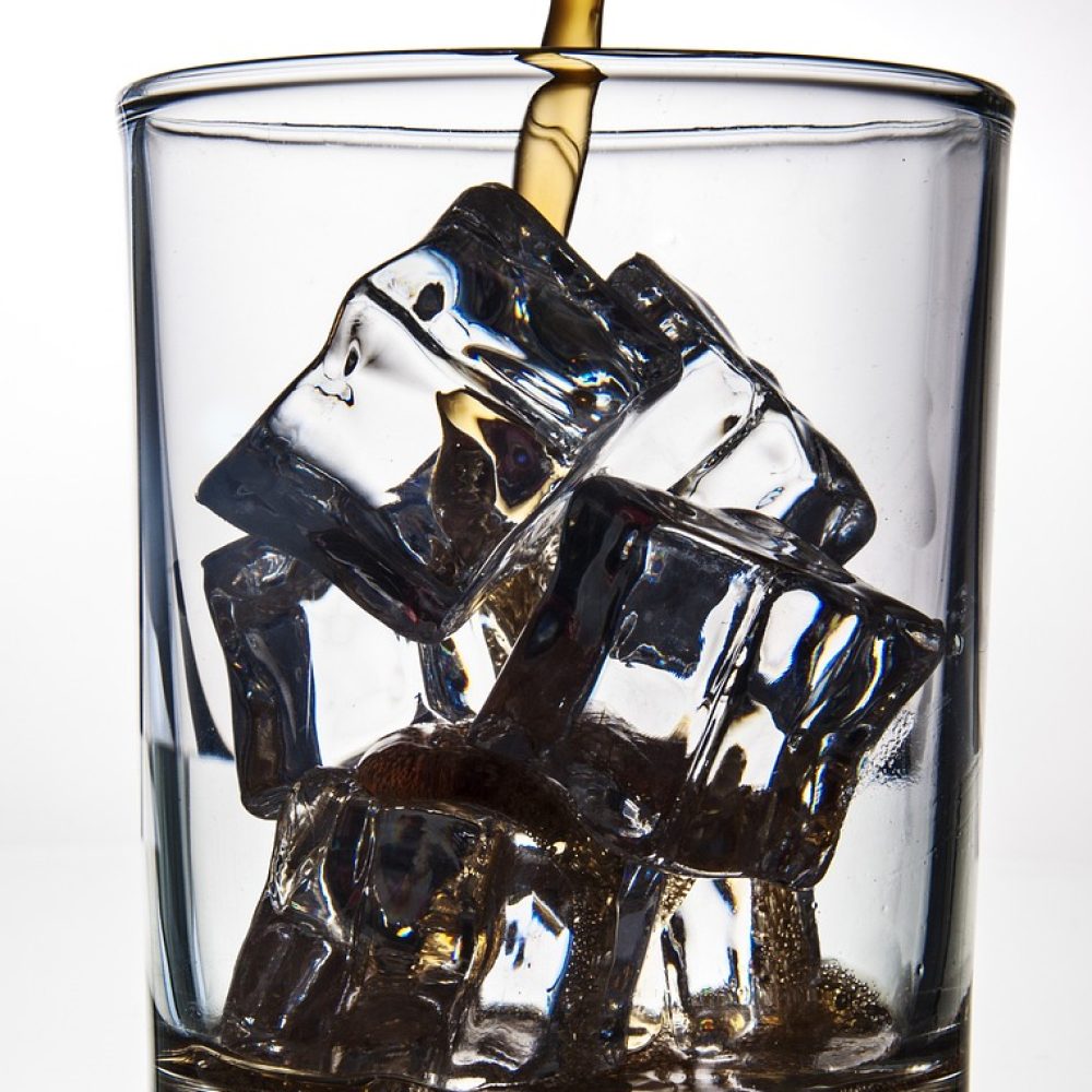 ice-cubes-2769457_1280
